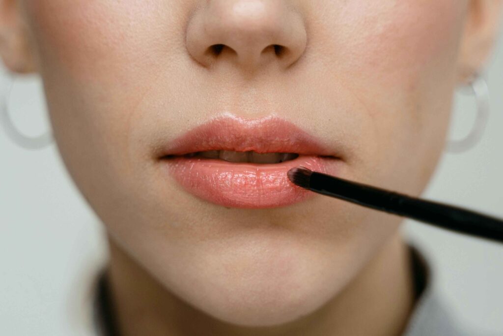 melhores hidratantes labiais Laneige Lip Sleeping Mask Berry